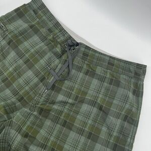 Patagonia Shorts Mens 38 Green Plaid Nylon Swim Trunks Boardshorts Outdoors